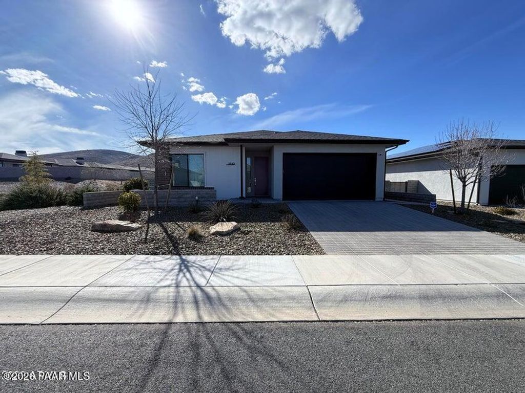 Photo of 5843 E Killen Loop, Prescott Valley, AZ 86314 (MLS # 1079790)