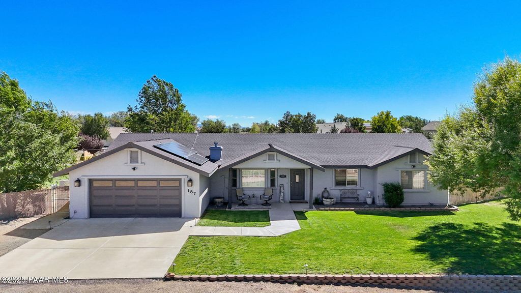 Photo of 187 N Sycamore Vista Drive, Chino Valley, AZ 86323 (MLS # 1077079)