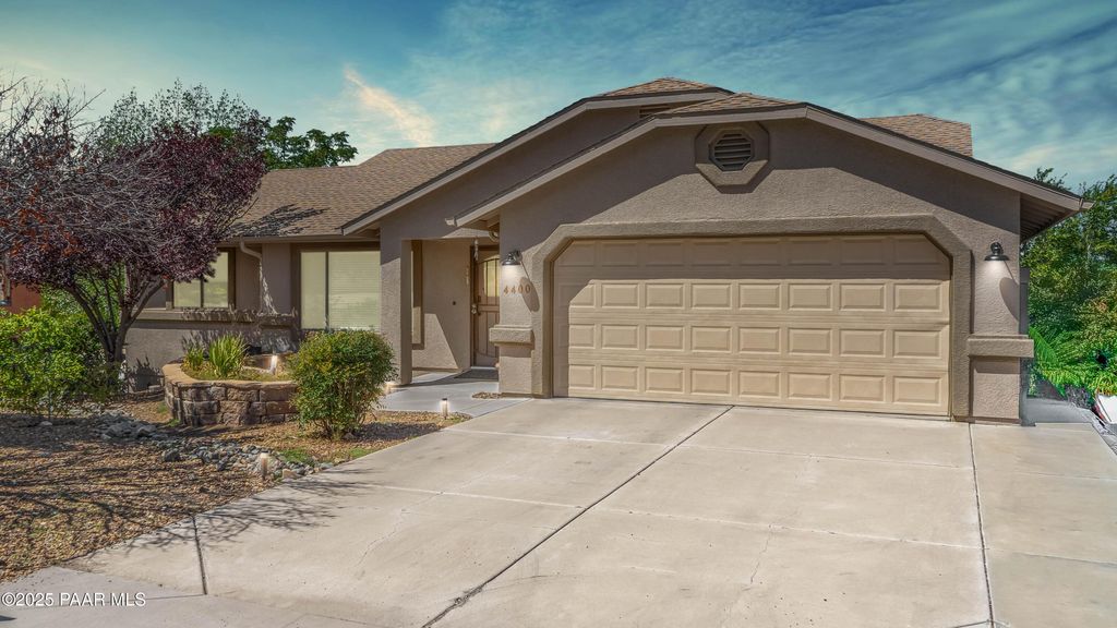 Photo of 4400 N Verde Vista Drive, Prescott Valley, AZ 86314 (MLS # 1076717)