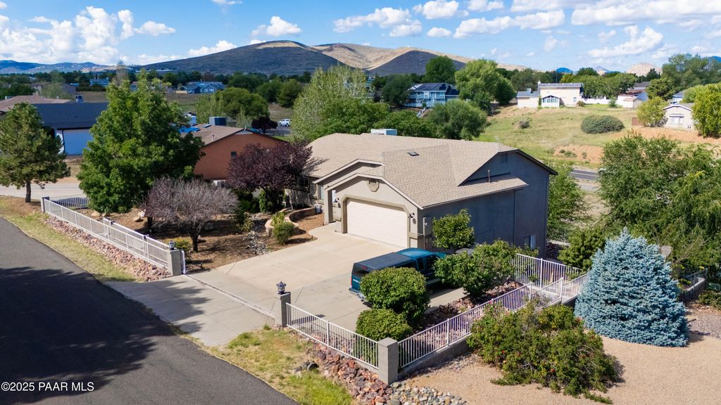 Photo of 4400 N Verde Vista Drive, Prescott Valley, AZ 86314 (MLS # 1076717)
