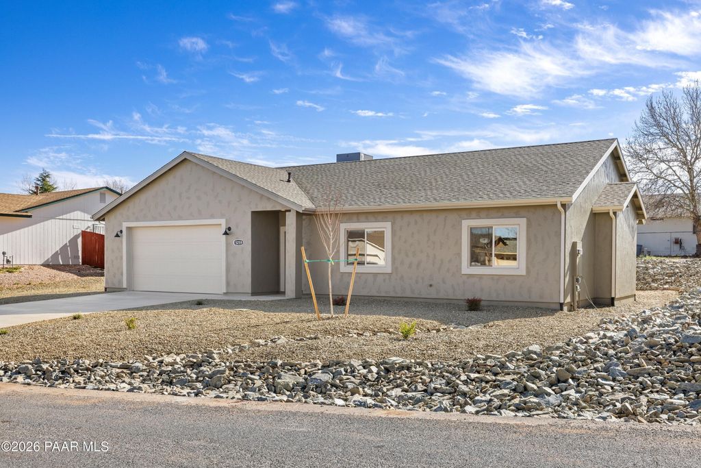 Photo of 5259 N Long Rifle Road, Prescott Valley, AZ 86314 (MLS # 1080027)