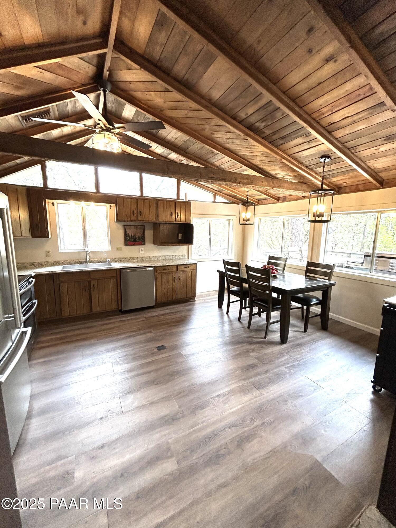 3702 E Pine Mountain Road