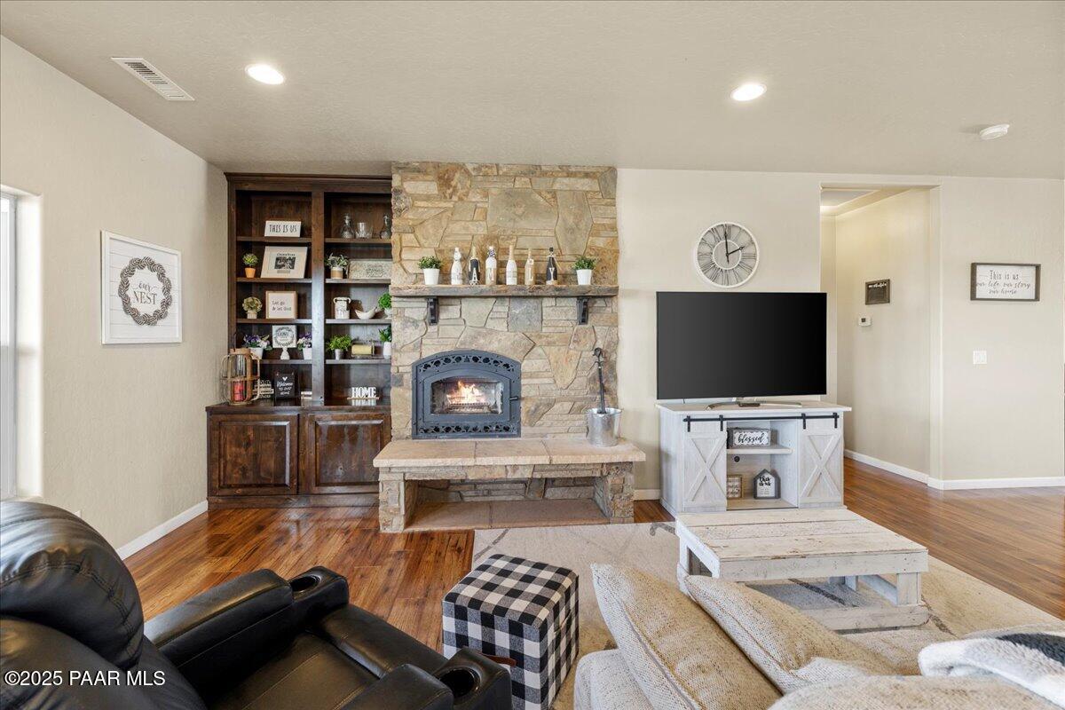 2360 W Bridle Path Road