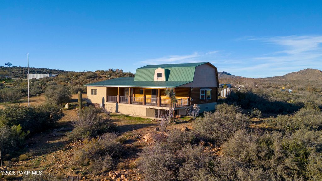 Photo of 26162 W Pecks Peak Road, Hillside, AZ 86321 (MLS # 1078877)