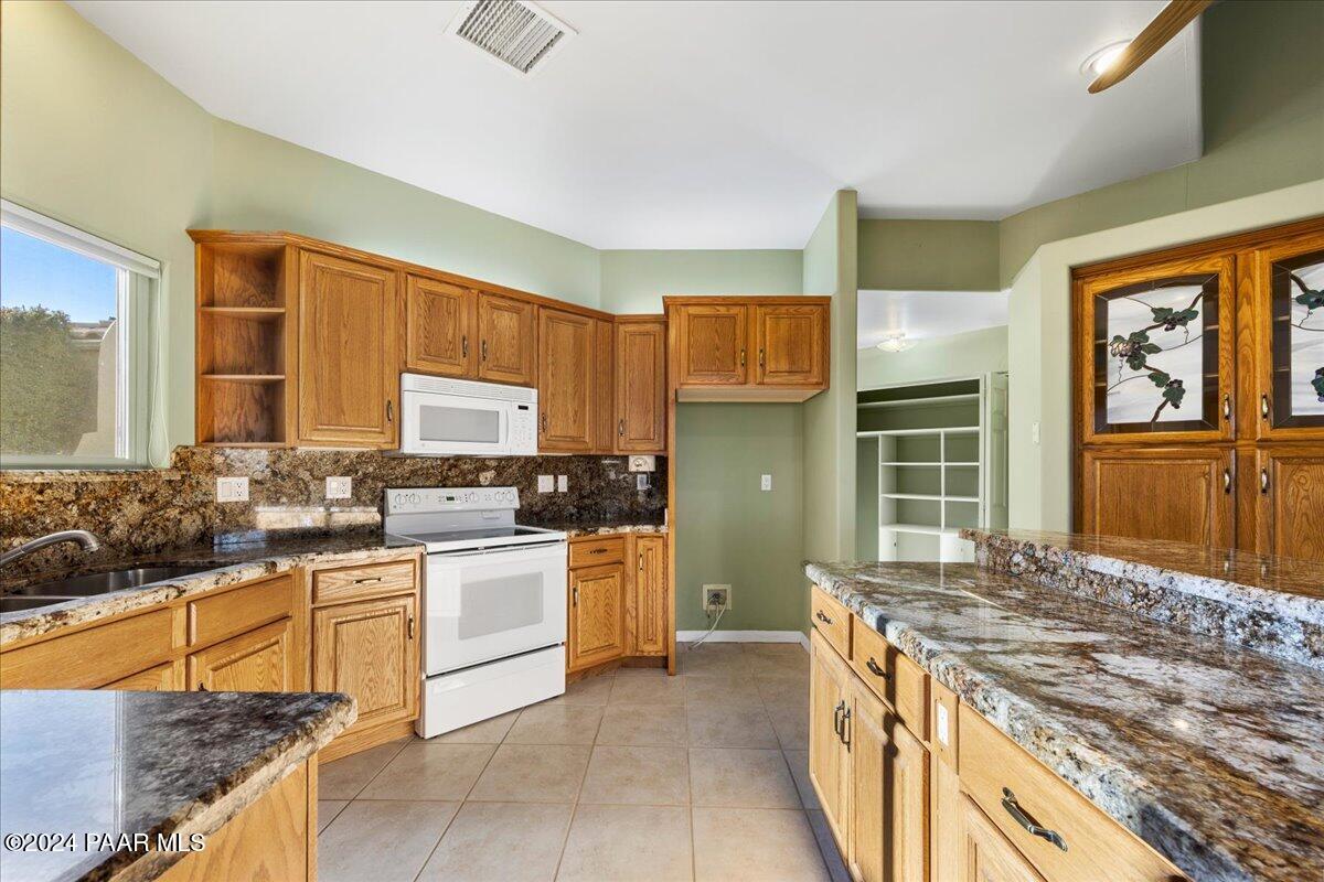 2164 Santa Fe