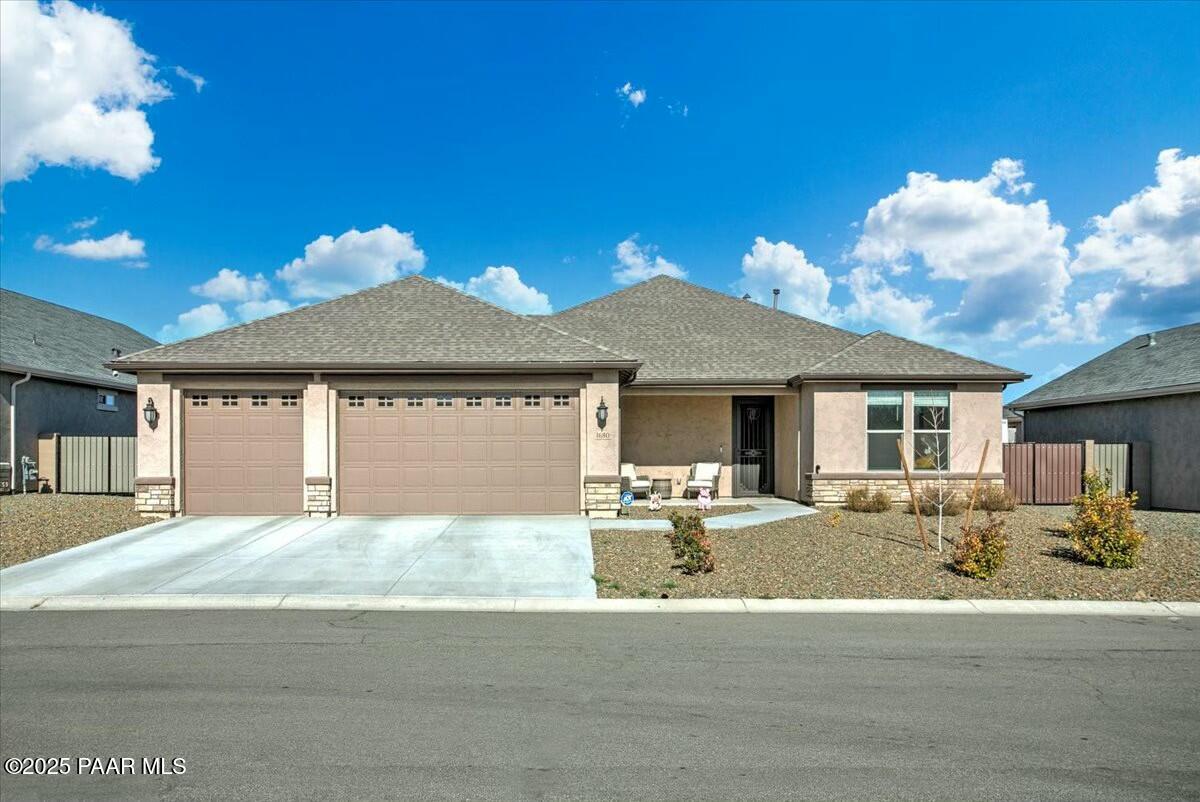1680 Bainbridge Lane