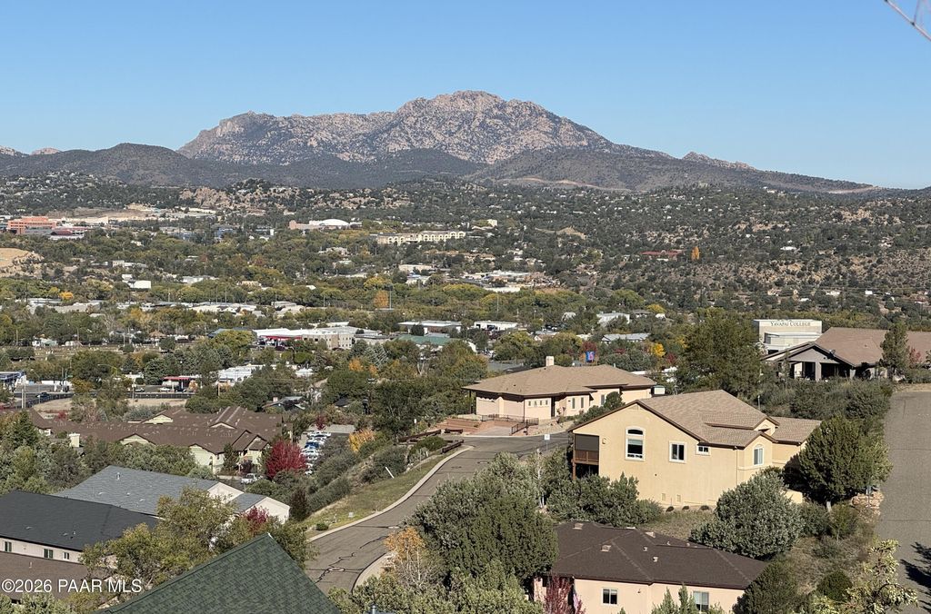 Photo of 1252 Newport Ridge Drive, Prescott, AZ 86303 (MLS # 1077571)