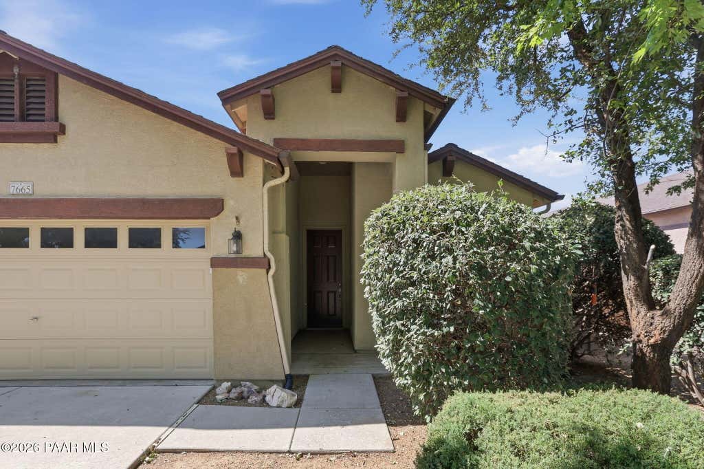 Photo of 7665 E Dusty Boot Road, Prescott Valley, AZ 86315 (MLS # 1084348)