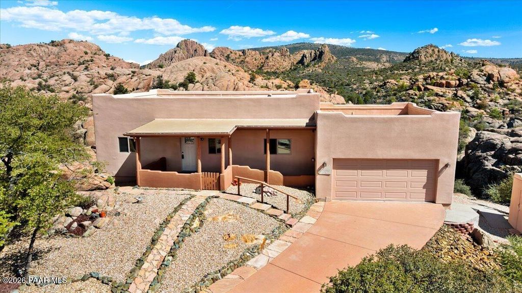 Photo of 4400 N Granite Gardens Drive, Prescott, AZ 86301 (MLS # 1080922)