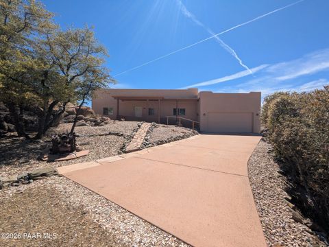 Photo of 4400 N Granite Gardens Drive, Prescott, AZ 86301 (MLS # 1080922)