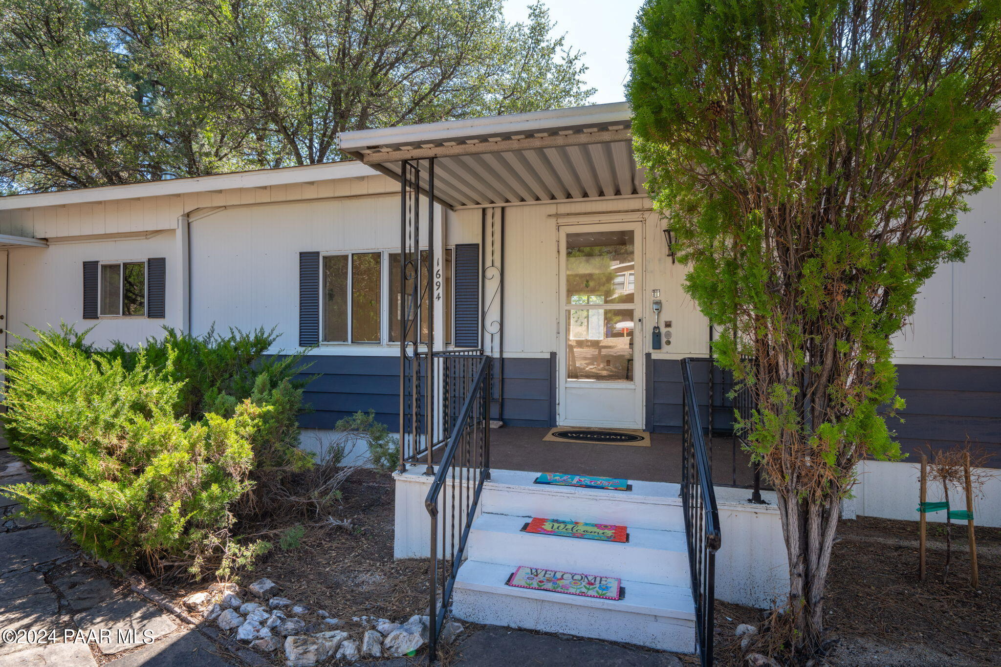 1694 White Oak Circle