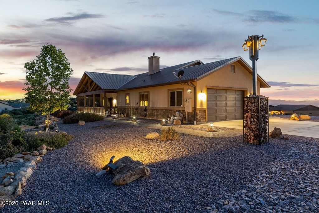Photo of 15724 E Bonanza Trail, Dewey-Humboldt, AZ 86327 (MLS # 1082133)