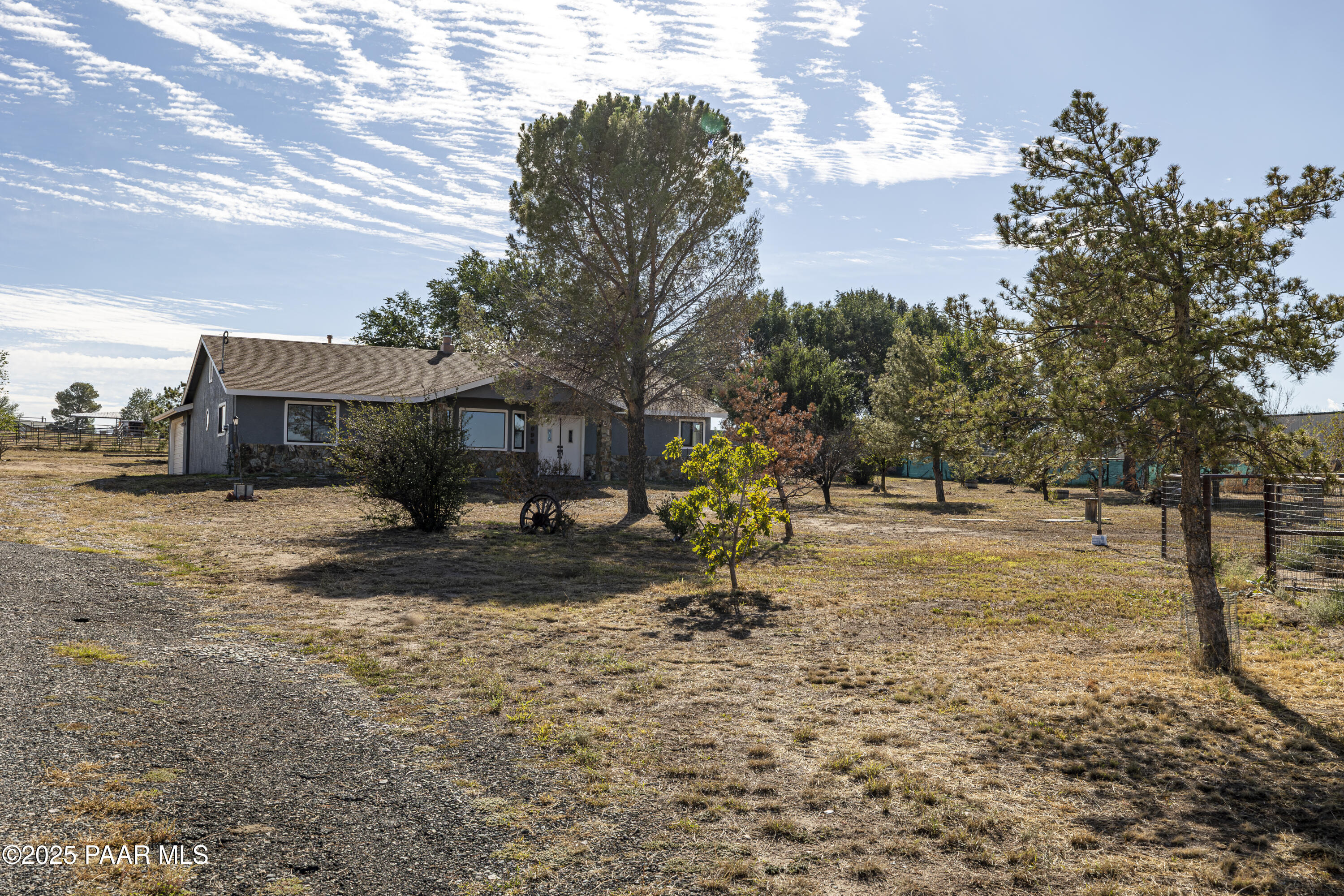 695 S Mountain View Road