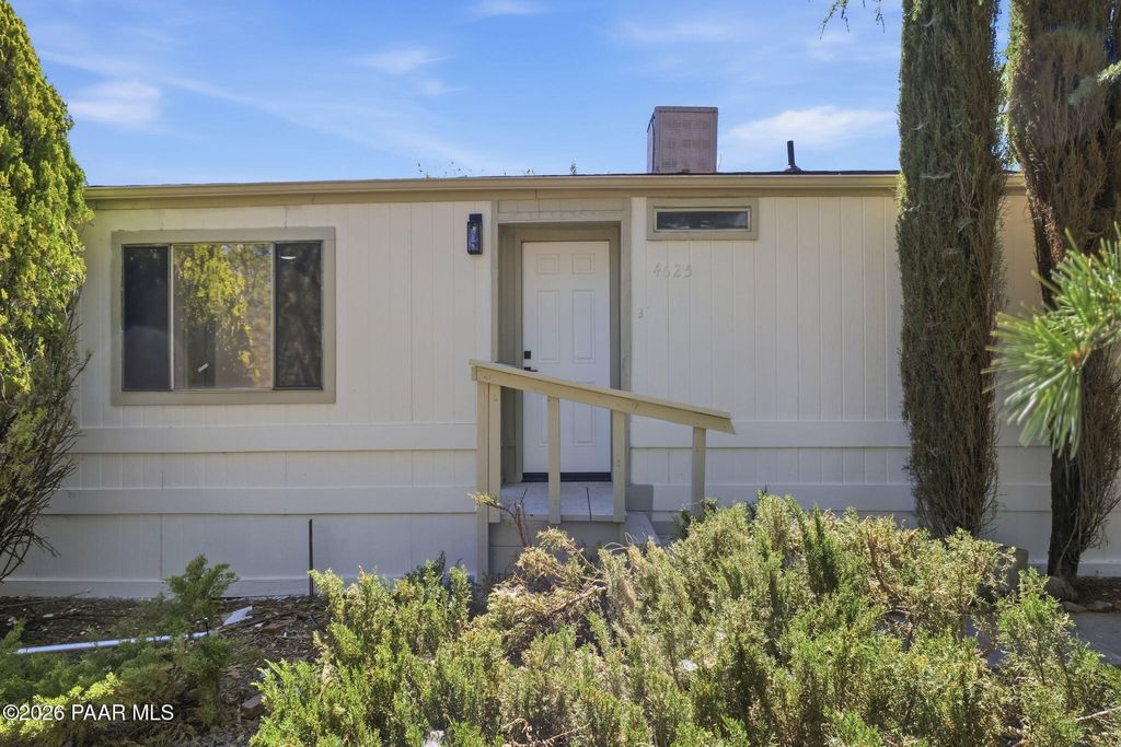 Photo of 4625 N Raven Drive, Prescott Valley, AZ 86314 (MLS # 1082264)