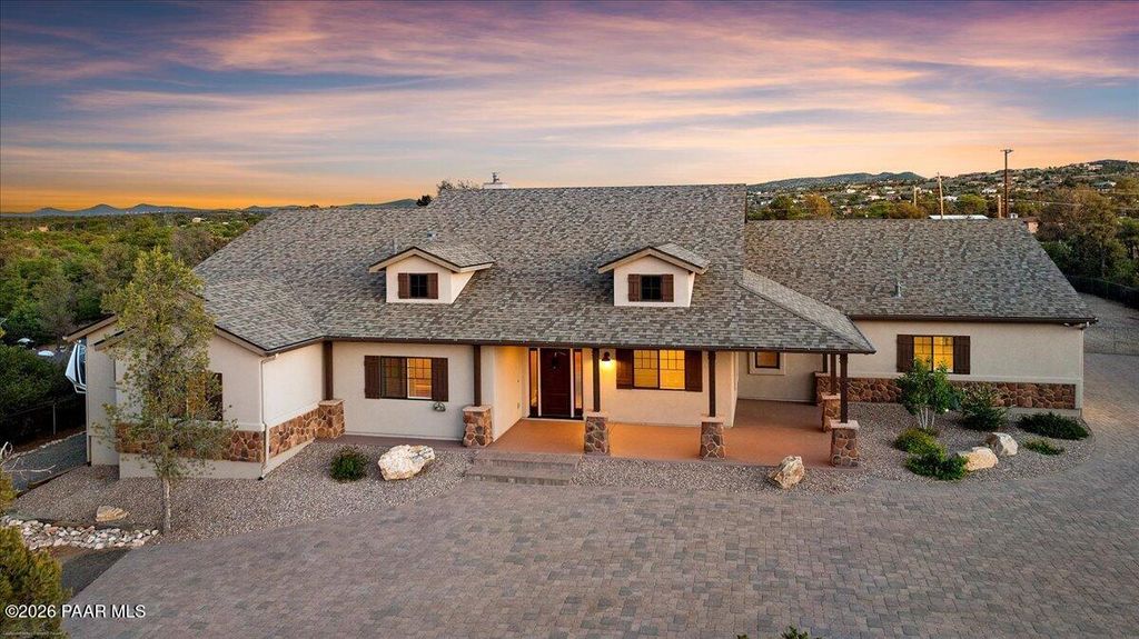 Photo of 2515 W Glenshandra Drive, Prescott, AZ 86305 (MLS # 1081485)