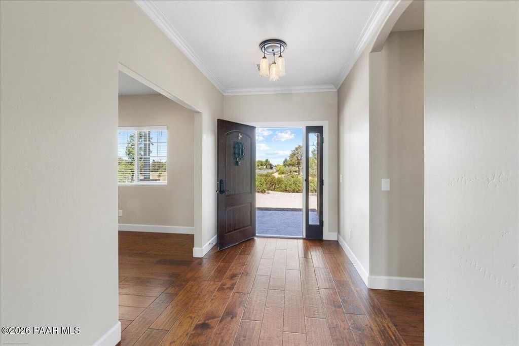 Photo of 2515 W Glenshandra Drive, Prescott, AZ 86305 (MLS # 1081485)