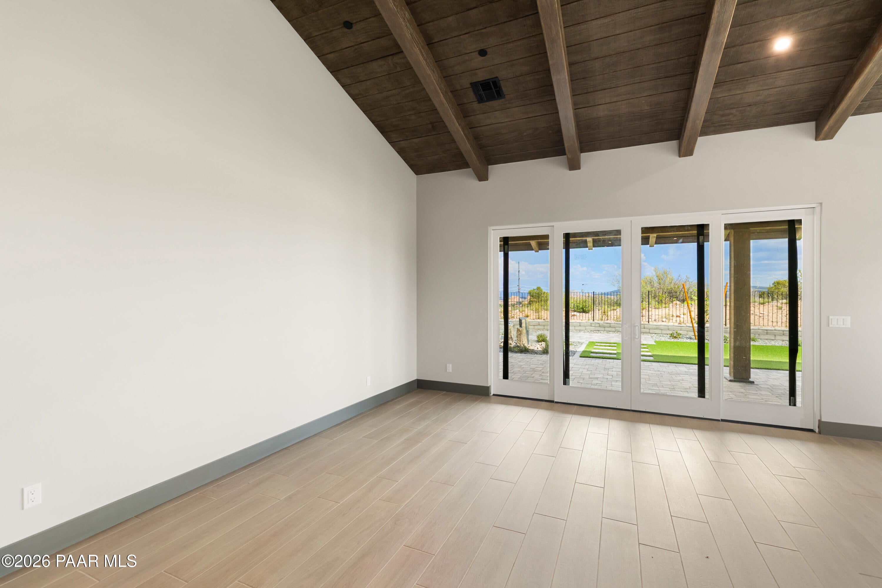 5633 Meridian Court