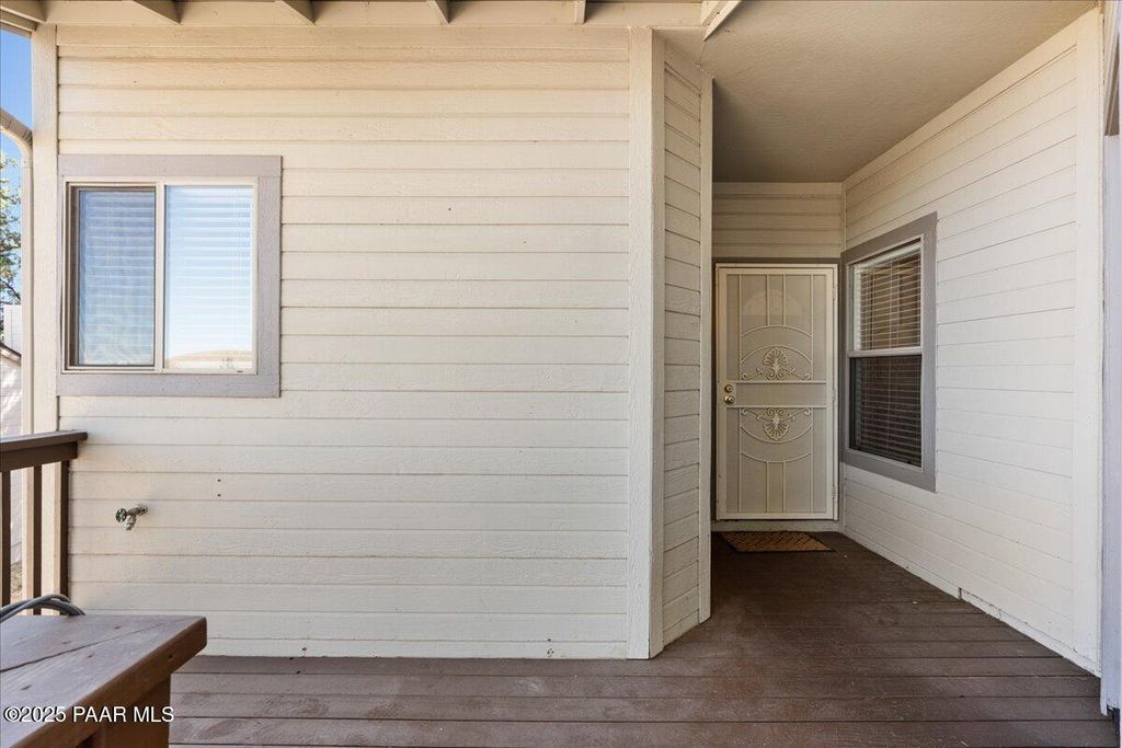 Photo of 4968 Summit Circle, Prescott, AZ 86301 (MLS # 1077432)