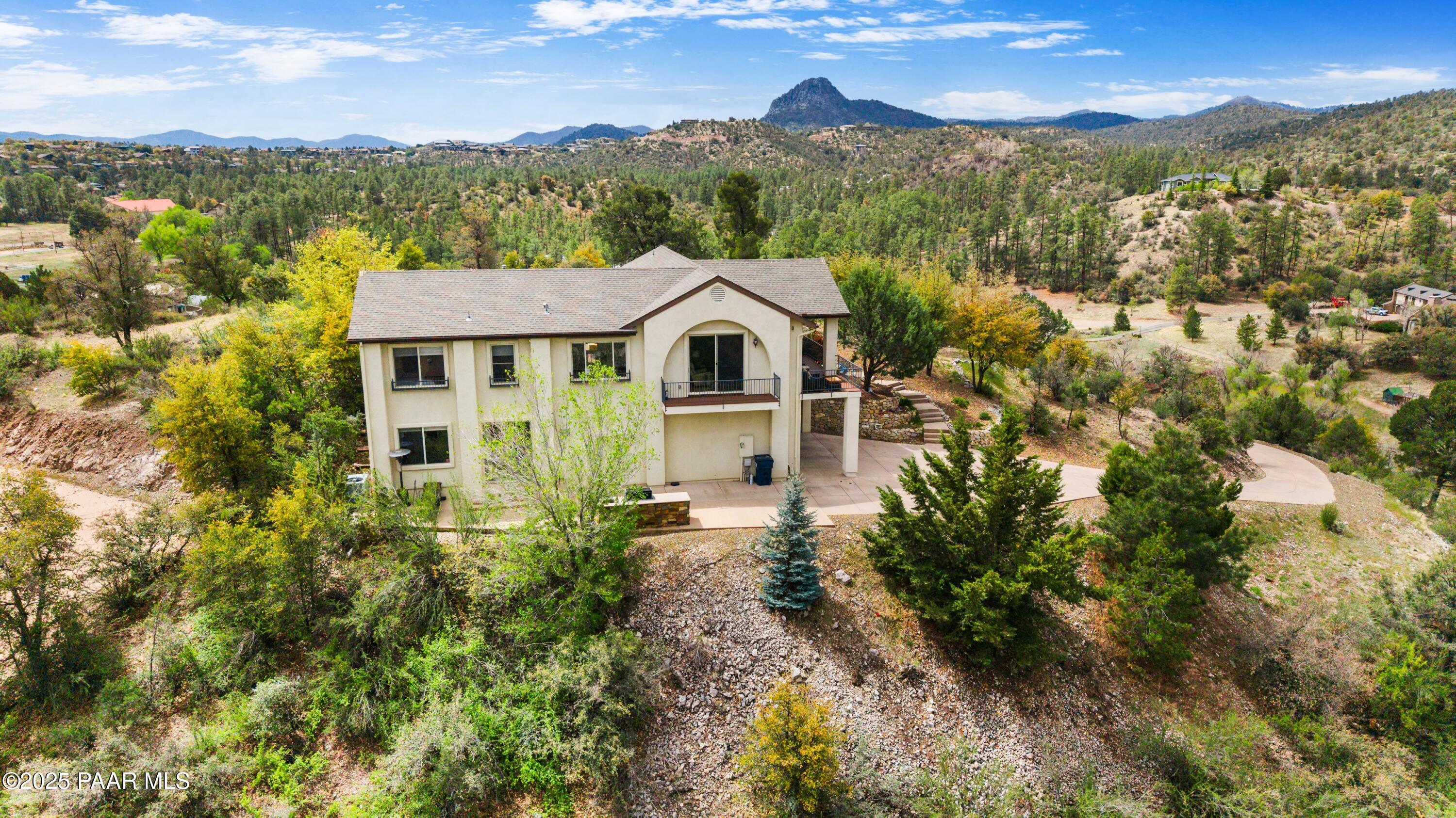 2301 Loma Vista Drive