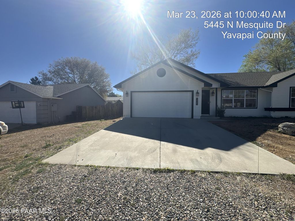 Photo of 5445 N Mesquite Drive, Prescott Valley, AZ 86314 (MLS # 1080856)