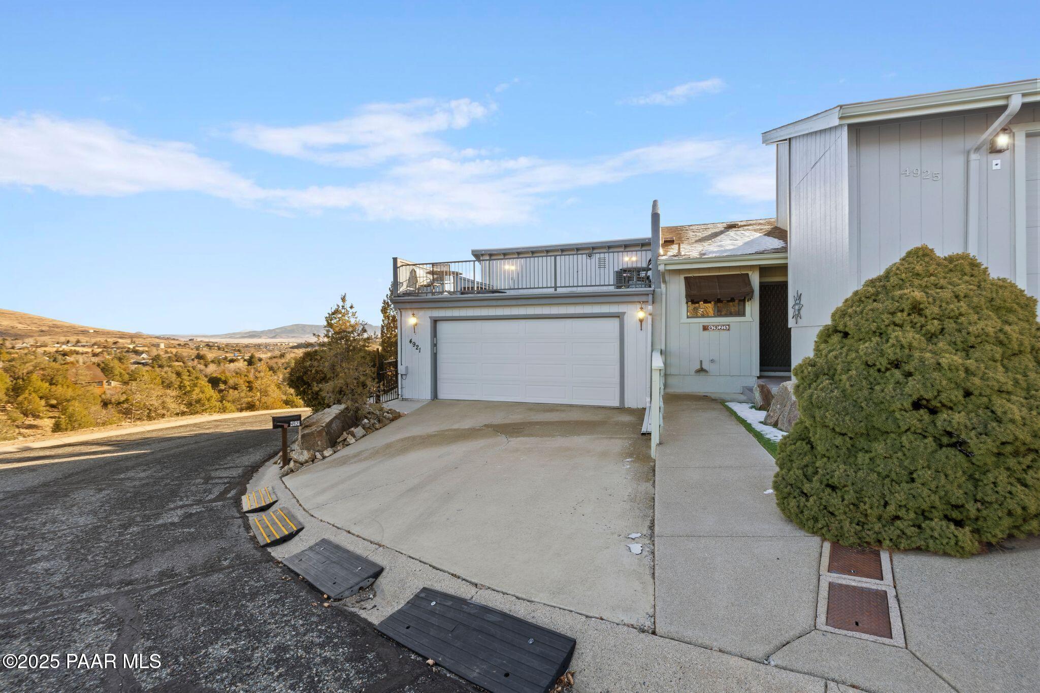 4921 Summit Circle