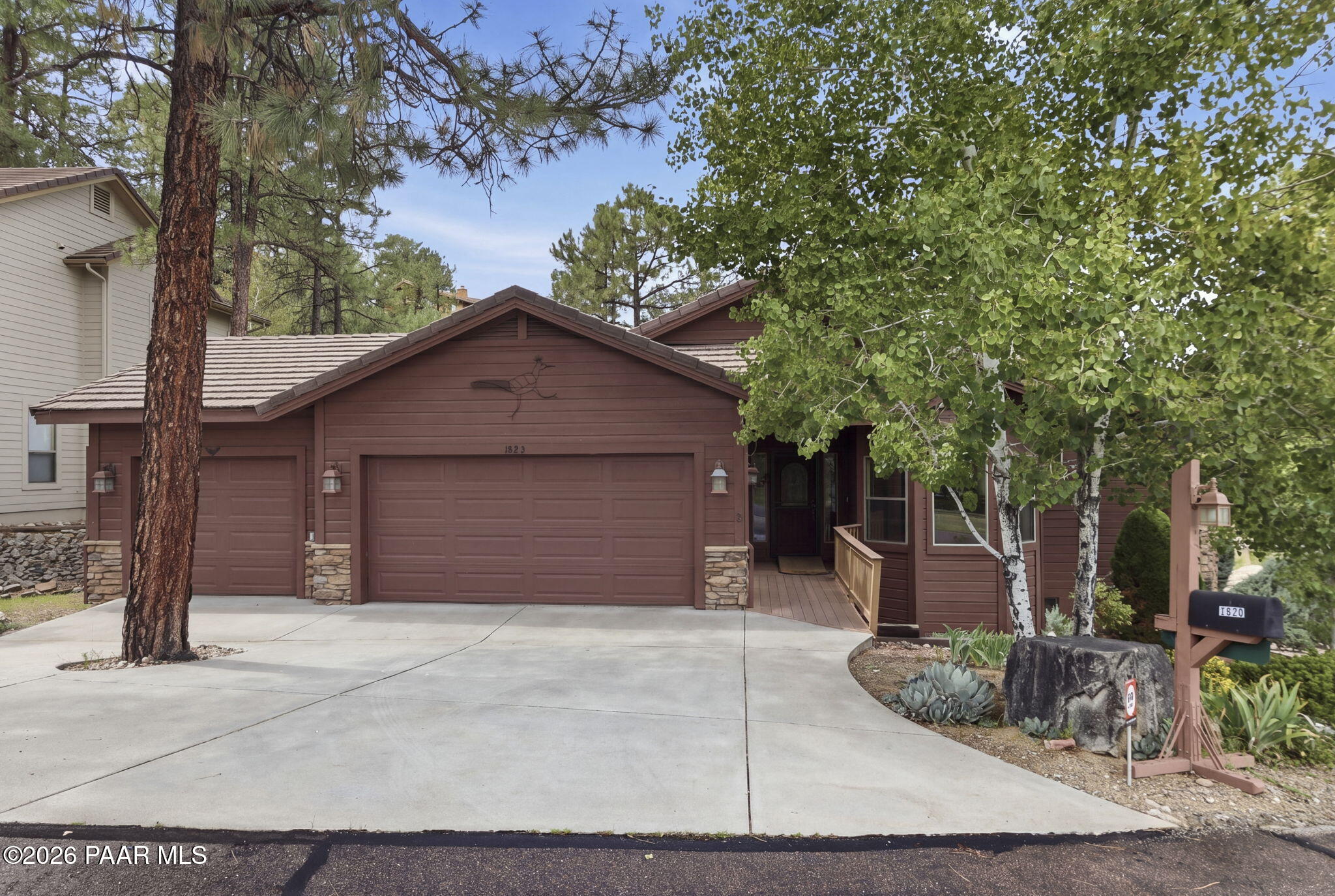 1820 Windy Walk Lane