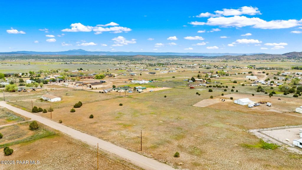 Photo of 6605 N Gray Gos Road, Chino Valley, AZ 86323 (MLS # 1080908)