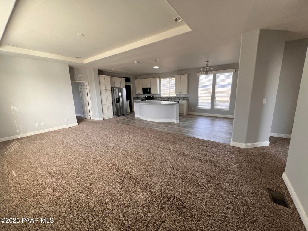 Photo of 6189 N Cattletrack Road, Prescott Valley, AZ 86314 (MLS # 1078384)