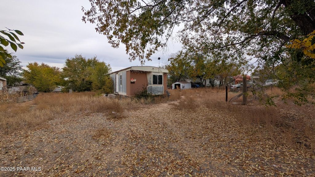 Photo of 1818 Barbara Avenue, Chino Valley, AZ 86323 (MLS # 1078334)