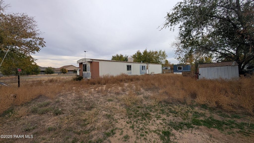 Photo of 1818 Barbara Avenue, Chino Valley, AZ 86323 (MLS # 1078334)