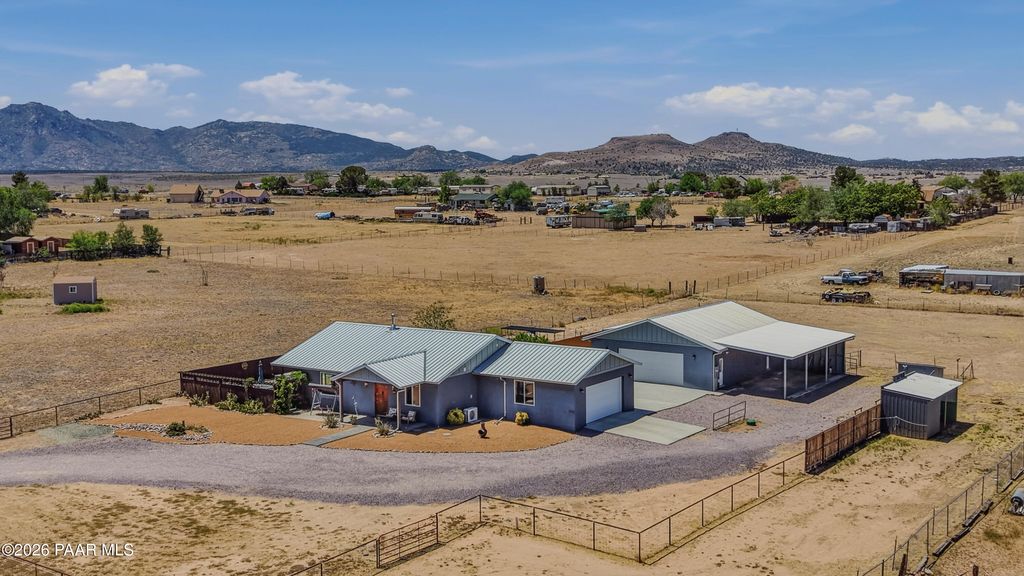 Photo of 730 S Firesky Lane, Chino Valley, AZ 86323 (MLS # 1081916)