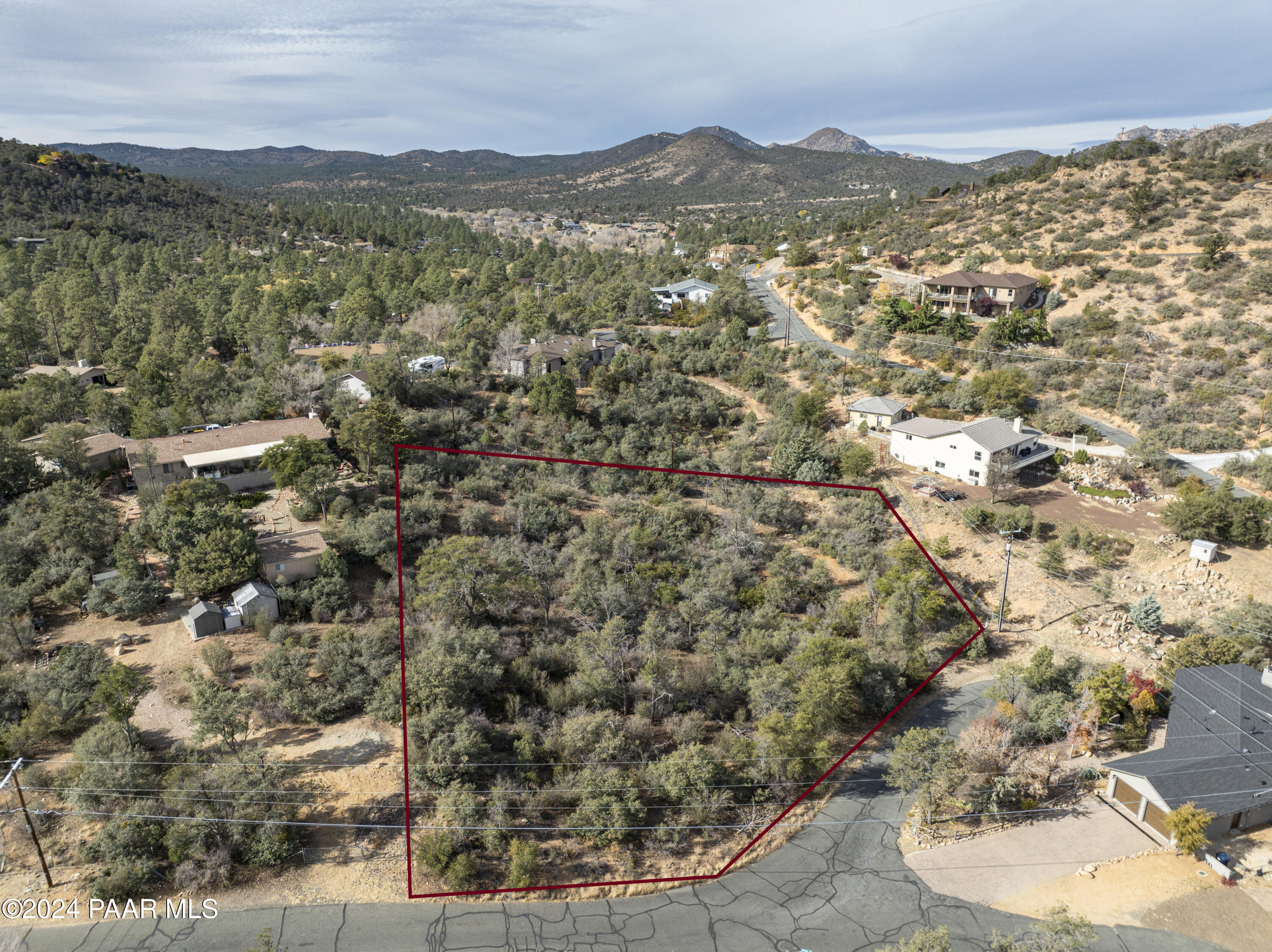 2590 N Country Park