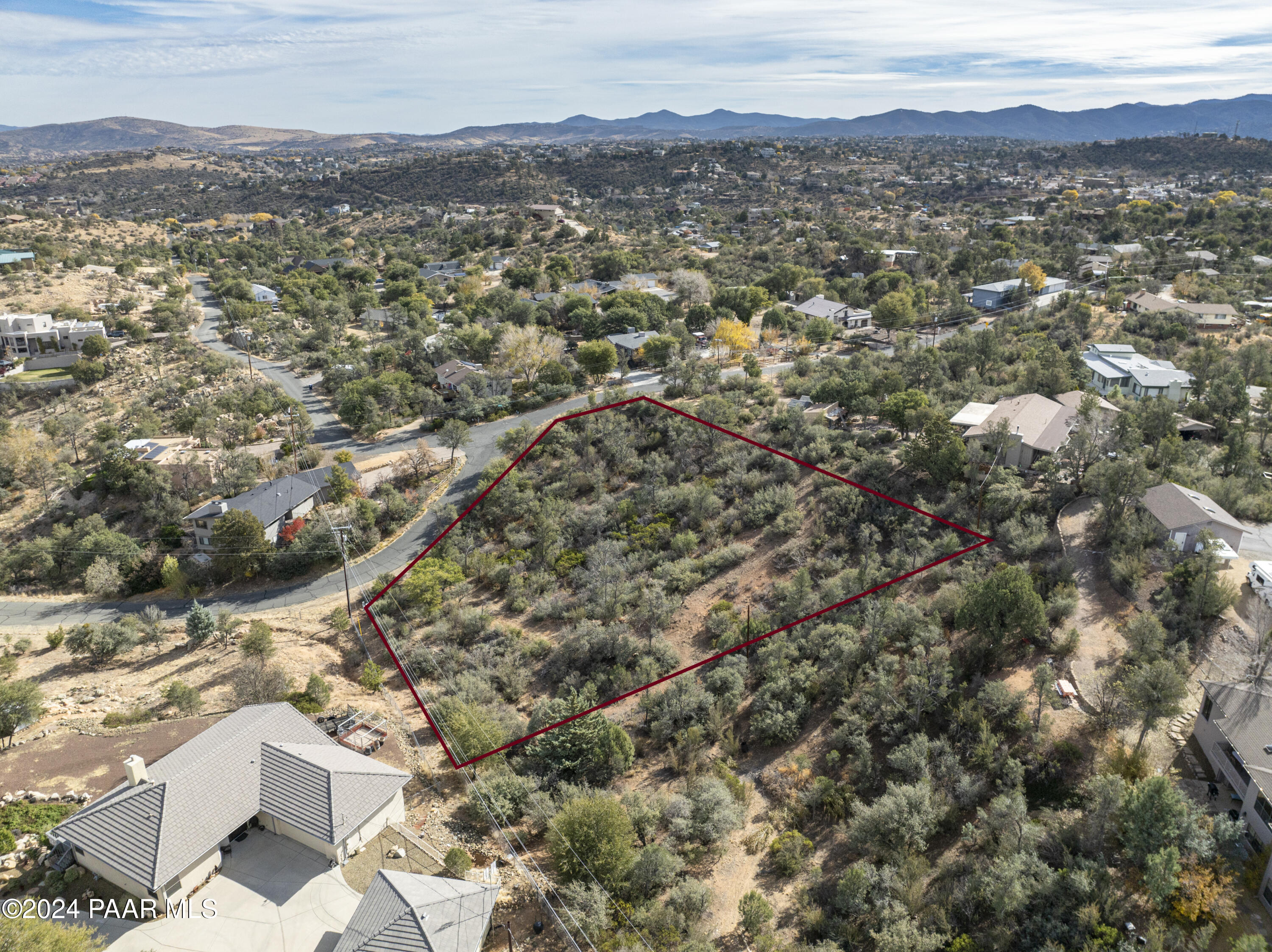 2590 N Country Park
