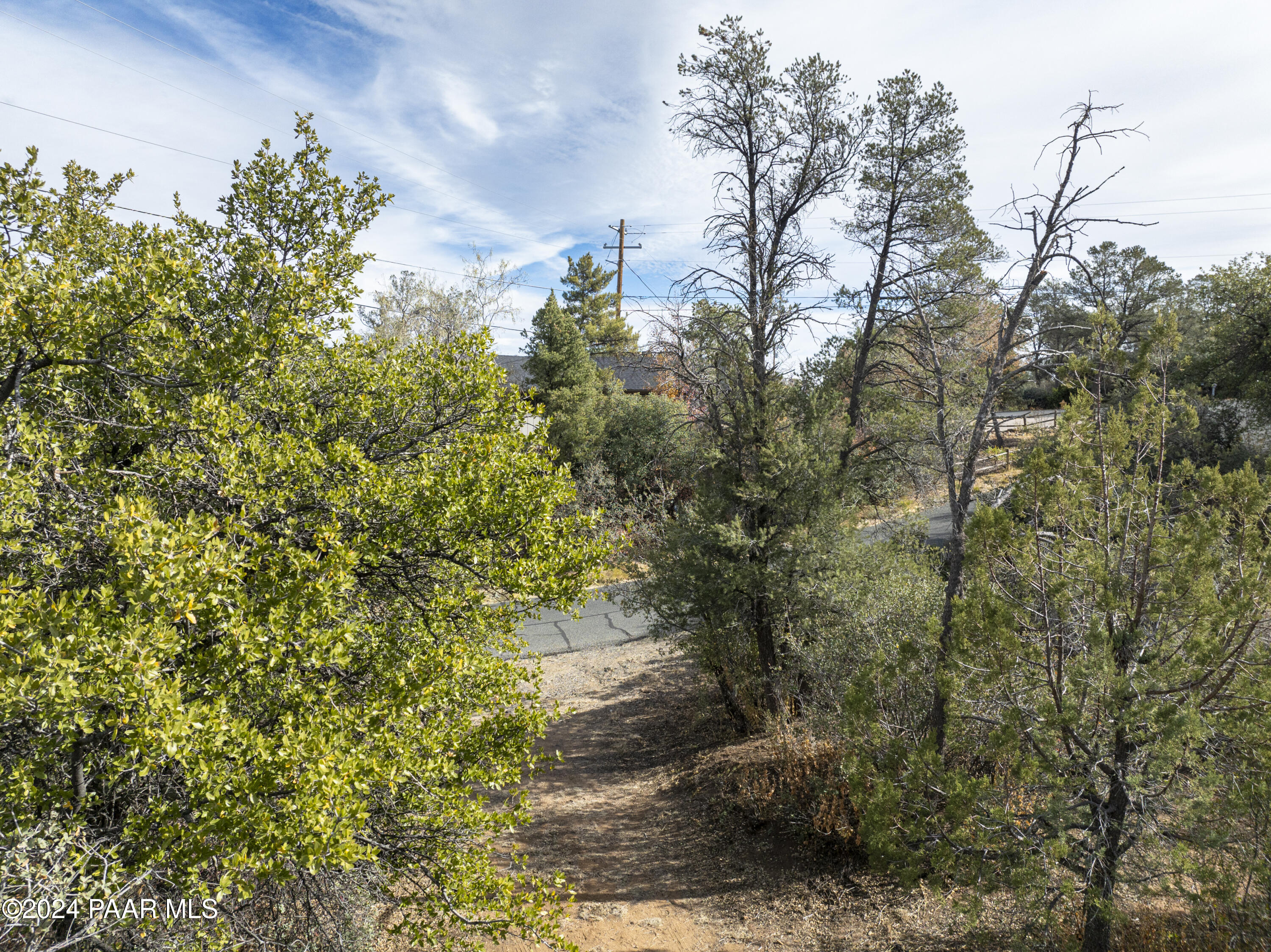 2590 N Country Park