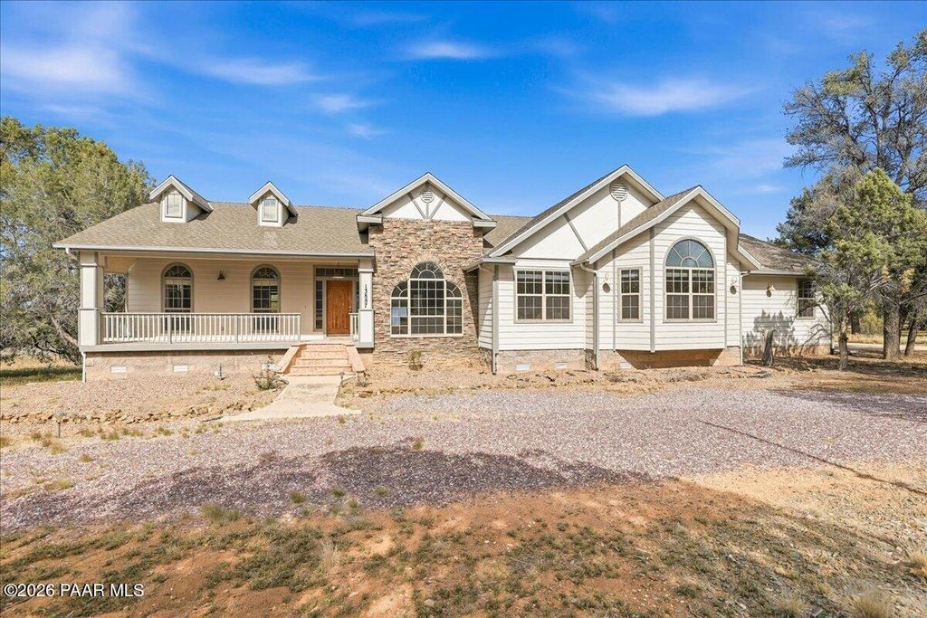 Photo of 13887 N Thunderbird Road, Prescott, AZ 86305 (MLS # 1081996)