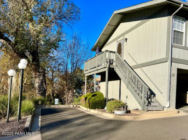 345 S Virginia Street 12