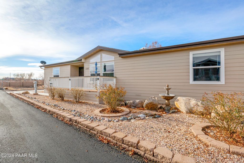 Photo of 11250 E State Route 69 2168, Dewey-Humboldt, AZ 86327 (MLS # 1081454)