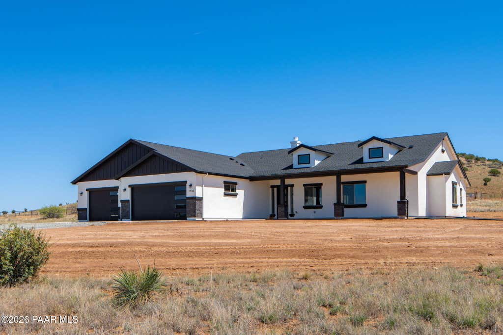 Photo of 11933 N Hickory Drive, Prescott Valley, AZ 86315 (MLS # 1082709)