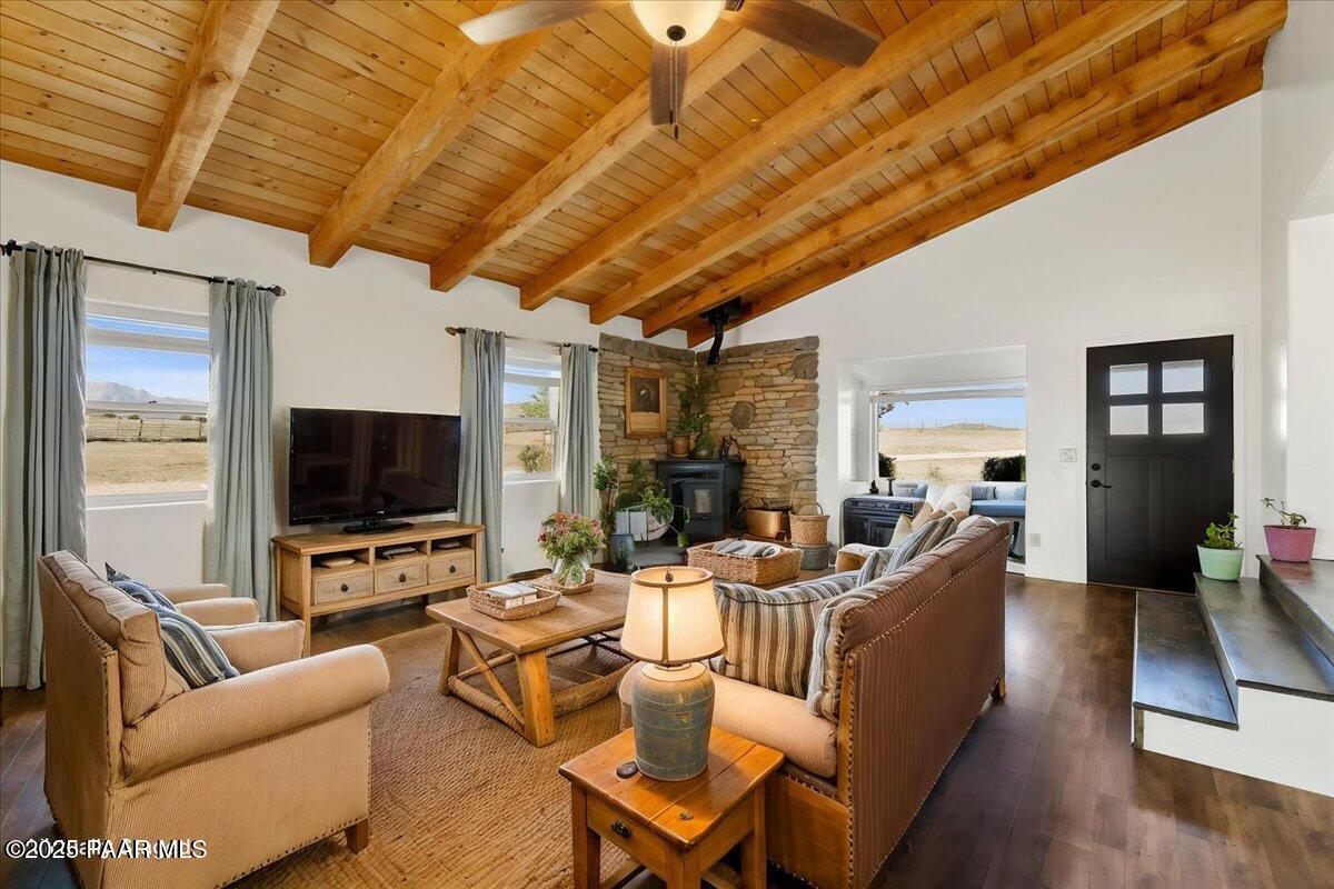 1445 S Table Mountain Road