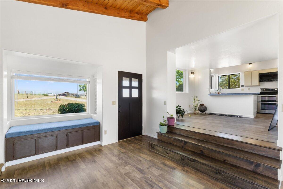 1445 S Table Mountain Road