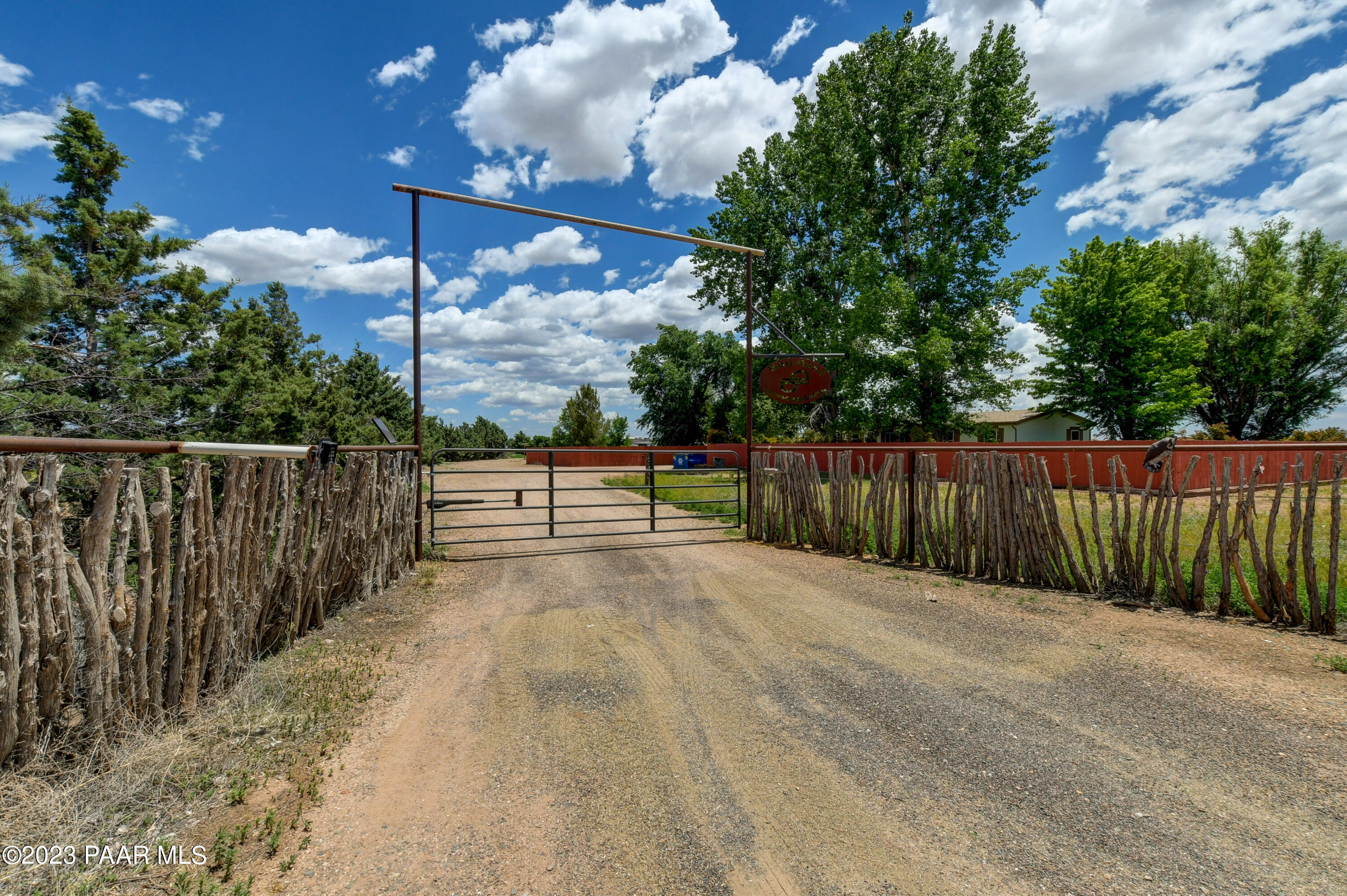 24705 N Feather Mountain Road