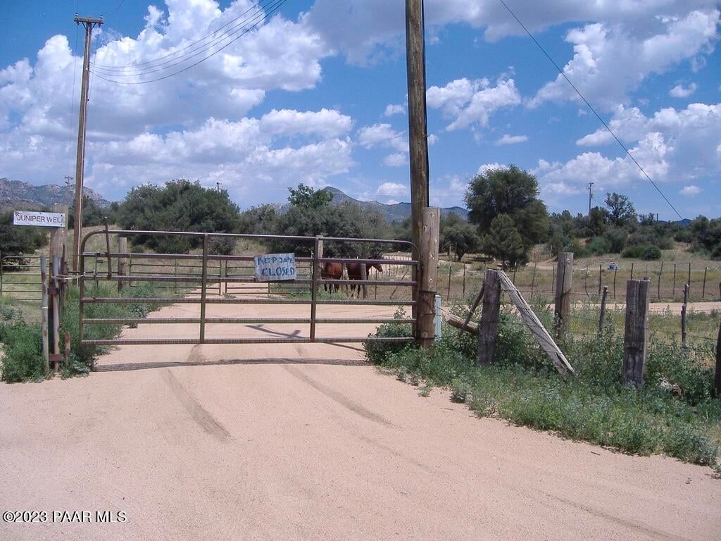 10499 W Tough Country Trail