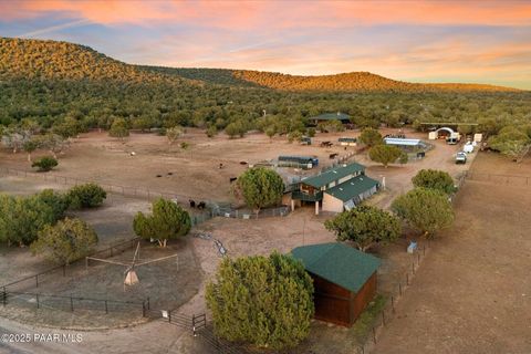 33425 W Cowboy Clint Way Seligman AZ 86337