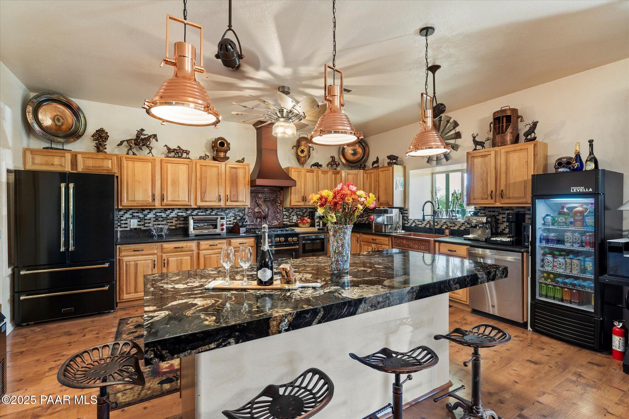 33425 W Cowboy Clint Way