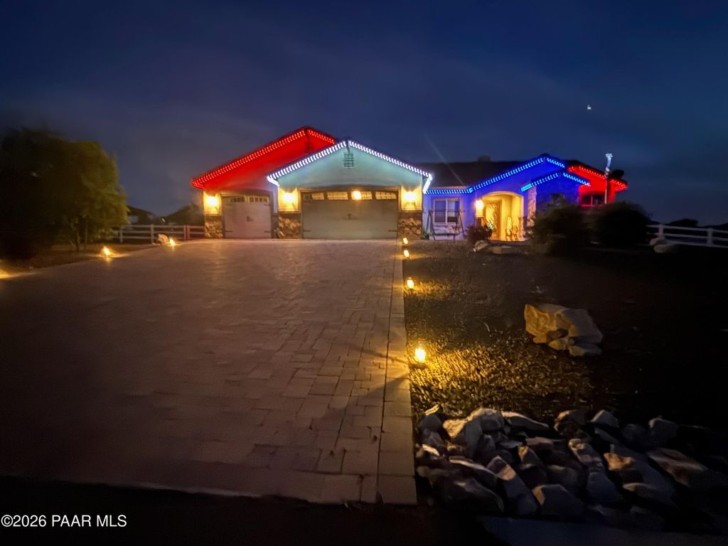 Photo of 1625 W Anne Marie Drive, Chino Valley, AZ 86323 (MLS # 1081142)