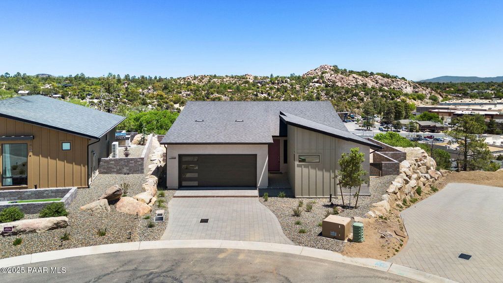Photo of 1308 Rockwood Drive, Prescott, AZ 86305 (MLS # 1077234)