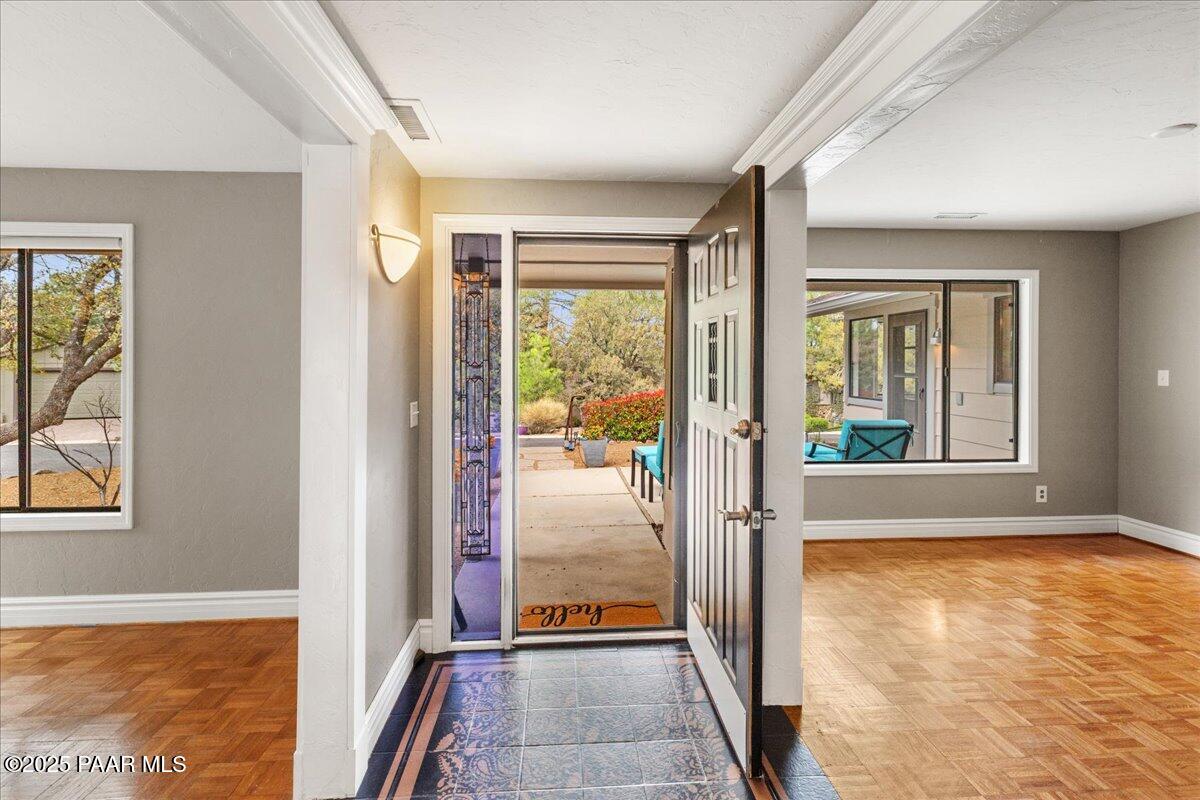 1141 Deerfield Road