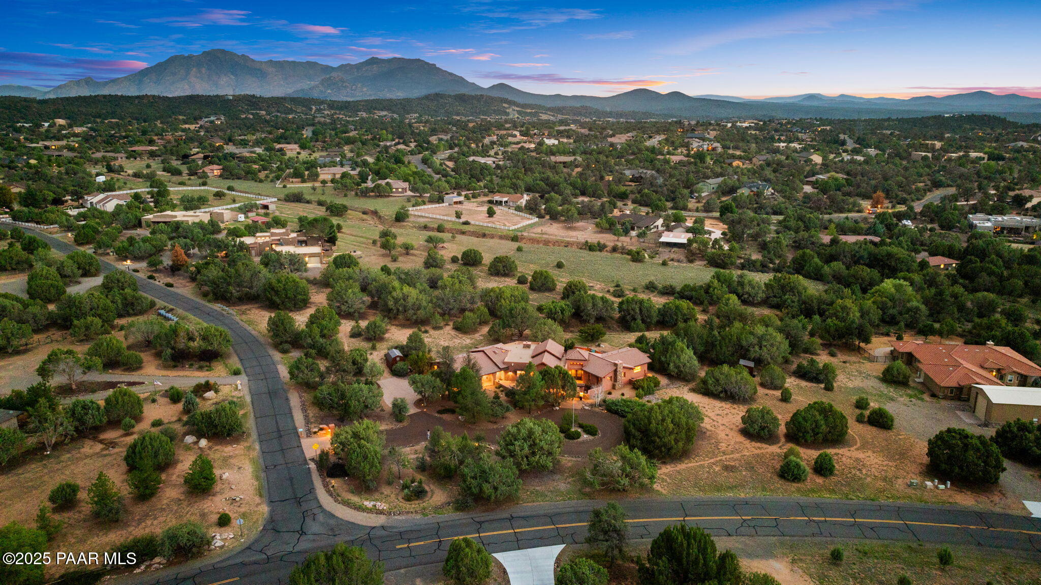 13700 N Warpaint Place