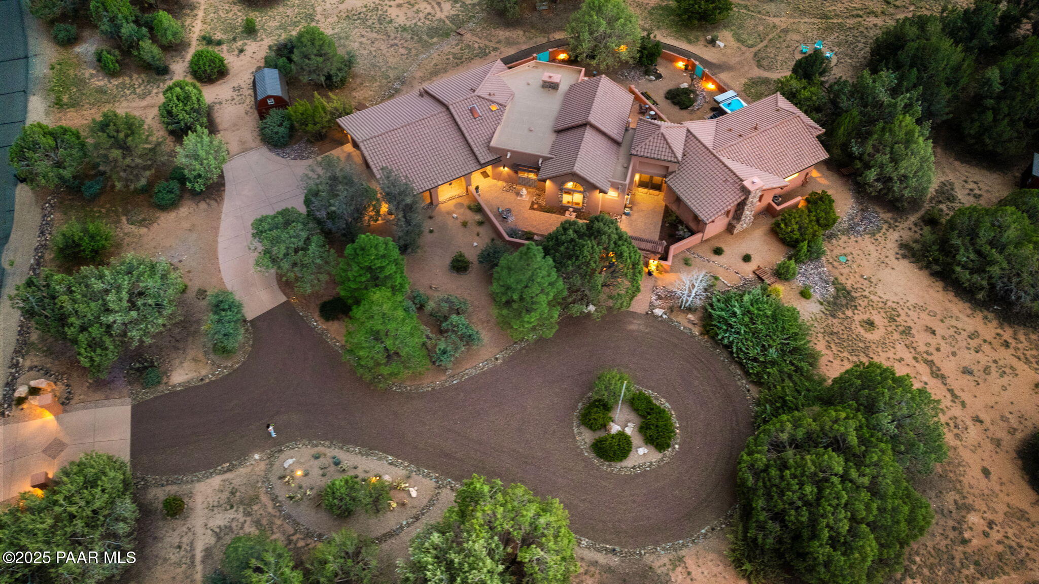 13700 N Warpaint Place