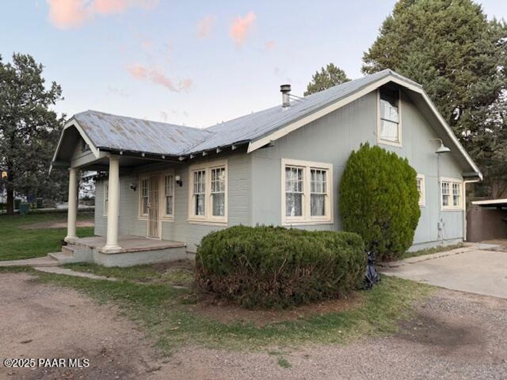 Photo of 503 Lincoln Avenue, Prescott, AZ 86301 (MLS # 1077345)